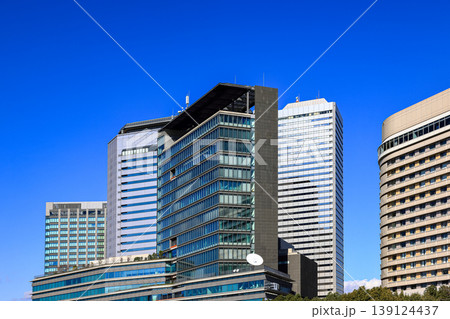 Cityscape skyline on CBD, skyscrapers and office building Next to the park. 139124437