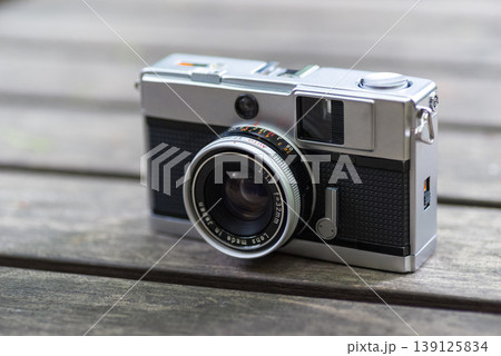 古いフィルムカメラ 139125834