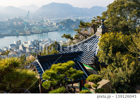 冬の瀬戸内　広島県尾道市　千光寺 139126045