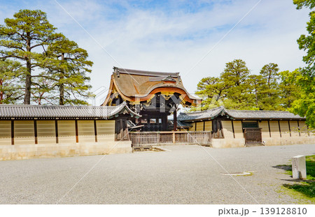 春の京都御所 春の京都御所 139128810