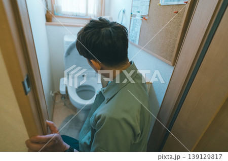 トイレ修理業者 トイレ修理業者 139129817