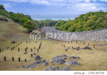 沖縄県世界遺産 今帰仁城跡 志慶真城郭 沖縄県世界遺産 今帰仁城跡 志慶真城郭 139130739