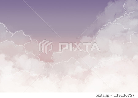 淡いグラデーションの空と雲の背景素材 白く縁取られたふんわり雲のナチュラル背景 コピースペースあり 139130757
