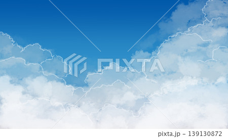 淡いグラデーションの空と雲の背景素材 白く縁取られたふんわり雲のナチュラル背景 コピースペースあり 139130872