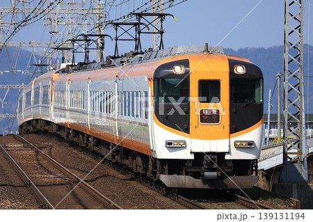 【近鉄】12400系+22600系 特急(大阪線:松塚駅) 【近鉄】12400系+22600系 特急(大阪線:松塚駅) 139131194