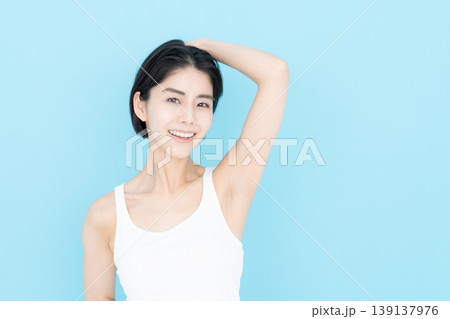 若い女性のビューティ 139137976