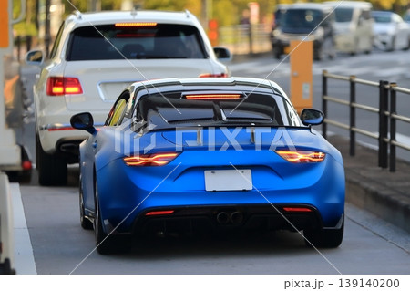 フランス製のスポーツカー 139140200