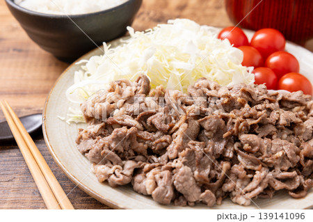 美味しい牛焼肉定食 139141096
