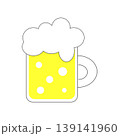 シンプルなビールジョッキのアイコン　泡付き・黄色・かわいいフラットイラスト 139141960