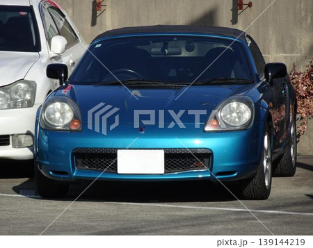 青い車 139144219