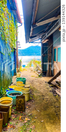 沖島の漁村生活－伝統漁業の生活風景 139144326