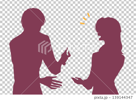 話し合う男性と女性　私服　会社員　シルエット 139144347