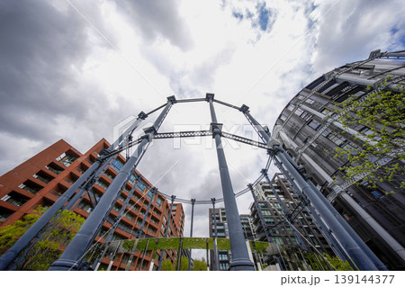 London Gasholder new buildings residential development in Kings Cross 139144377