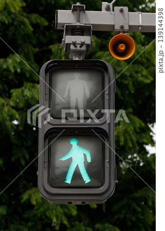 歩行者用信号機 青 139144398