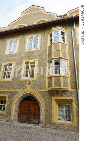 Facades of historical city center of Vipiteno Sterzing, in South Tyrol Facades of historical city center of Vipiteno Sterzing, in South Tyrol 139146039