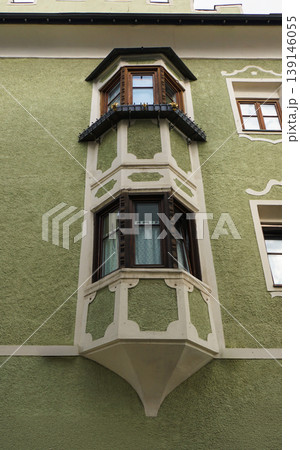 Facades of historical city center of Vipiteno Sterzing, in South Tyrol Facades of historical city center of Vipiteno Sterzing, in South Tyrol 139146055