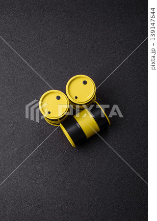 Metal barrels containing oil, gas, or chemicals, global fuel prices, and trends. Oil barrels 139147644