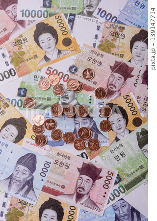 Korea, Korean cash bills, and the won currency for exchange and financial transactions. Korean won 139147714