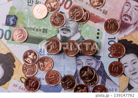 Korea, Korean cash bills, and the won currency for exchange and financial transactions. Korean won 139147762