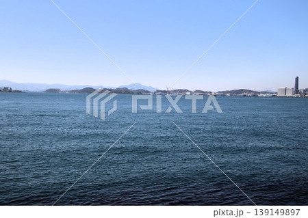 門司港ノーホーク広場から見た関門海峡 門司港ノーホーク広場から見た関門海峡 139149897