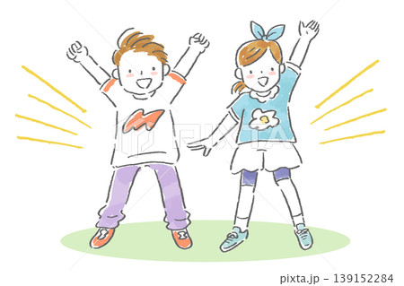 元気な子どもたちの手描きのイラスト　アナログタッチ 139152284