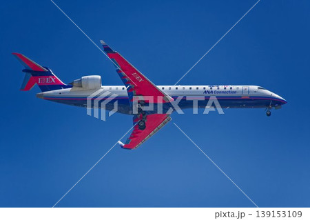 IBEXエアラインズの旅客機ボンバルディアCRJ700 139153109