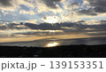 朝日が昇る瞬間に現れた海のハートと奇跡の光景 139153351