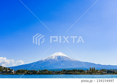 山梨県河口湖と富士山 山梨県河口湖と富士山 139154997