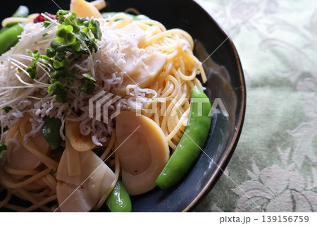 タケノコとしらす干しのパスタ タケノコとしらす干しのパスタ 139156759