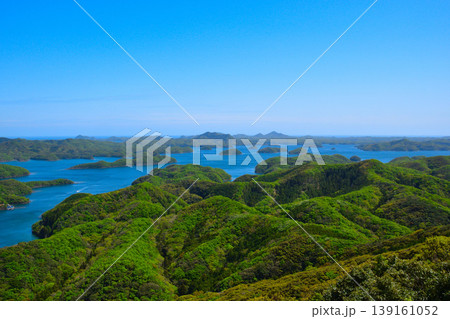 対馬 烏帽子岳展望台から浅茅湾 対馬 烏帽子岳展望台から浅茅湾 139161052