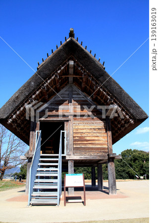 佐賀県の観光スポット「吉野ヶ里歴史公園」 弥生時代の雰囲気を感じ、学ぶ施設 佐賀県の観光スポット「吉野ヶ里歴史公園」 弥生時代の雰囲気を感じ、学ぶ施設 139163019
