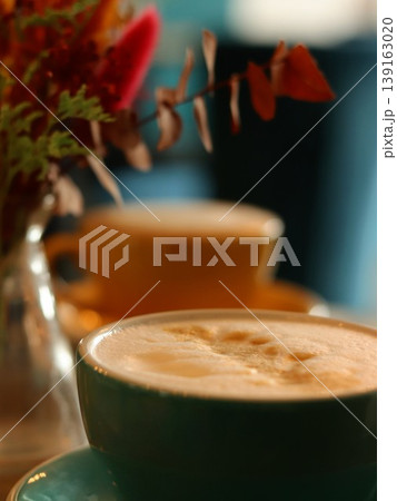 オシャレなカフェラテ オシャレなカフェラテ 139163020