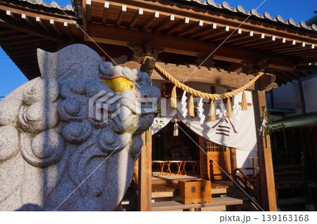 八海山神社 武蔵國八海山神社 拝殿 狛犬 八海山神社 武蔵國八海山神社 拝殿 狛犬 139163168