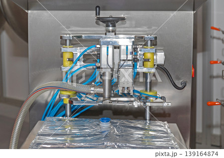 Pouch Filling Machine Pouch Filling Machine 139164874