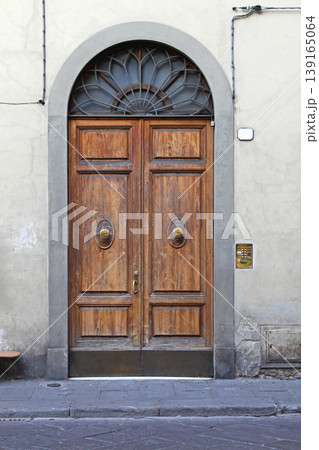 Wooden Arch Door Florence Wooden Arch Door Florence 139165064