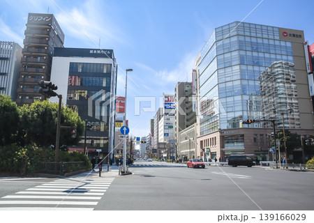 関内駅前の新横浜通りと国道16号の交差点 139166029