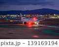 夜の福岡空港にて 139169194