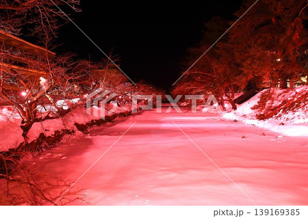 【青森県弘前市】弘前雪灯籠まつり2026 冬の外堀ライトアップ 【青森県弘前市】弘前雪灯籠まつり2026 冬の外堀ライトアップ 139169385