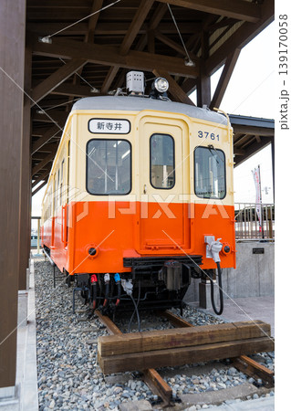 能美根上駅東口に保存展示されている能美電気鉄道（能美電）の車両｜のみでん｜石川県能美市 139170058