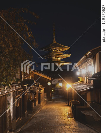 八坂の塔　夜 139170627