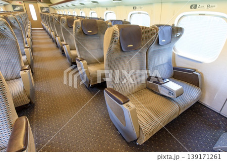 鉄道イメージ、東海道新幹線グリーン車の座席 鉄道イメージ、東海道新幹線グリーン車の座席 139171261