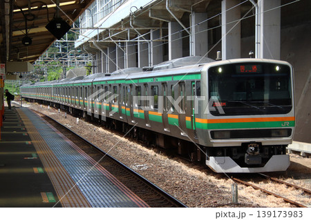 熱海駅側線を回送で移動する東海道線E231系電車 熱海駅側線を回送で移動する東海道線E231系電車 139173983