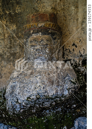 国宝臼杵石仏(磨崖仏)古園石仏【大分県臼杵市】 国宝臼杵石仏(磨崖仏)古園石仏【大分県臼杵市】 139174553