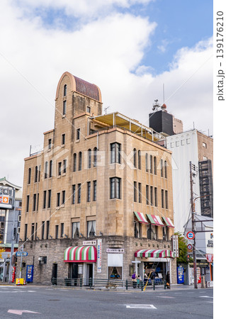 レトロな京都の洋食店：レストラン菊水（大正五年創業の菊水館）近代建築 139176210