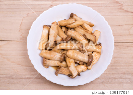 エリンギの炒め物 139177014