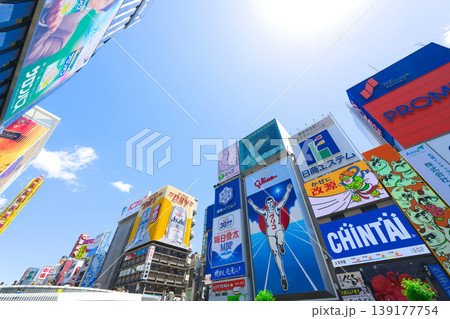 【大阪府】6月・世界的に有名な繁華街の道頓堀を観光 【大阪府】6月・世界的に有名な繁華街の道頓堀を観光 139177754