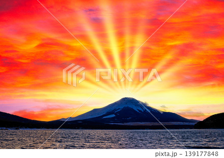 富士五湖地方の美しい世界遺産・富士山の絶景 富士五湖地方の美しい世界遺産・富士山の絶景 139177848