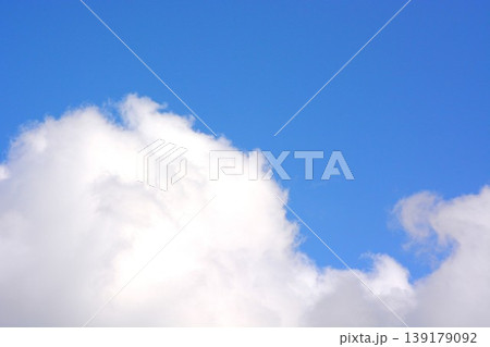 青空と白い雲 青空と白い雲 139179092
