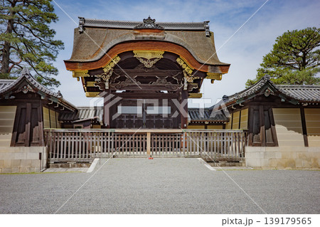 春の京都御所 春の京都御所 139179565