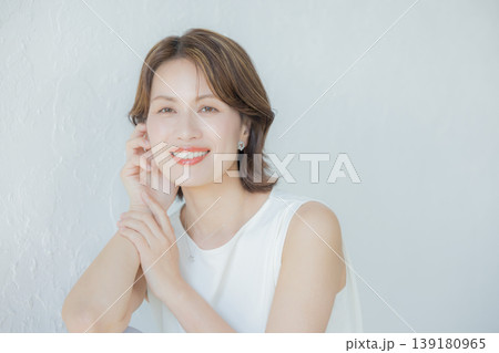 40代女性 40代女性 139180965